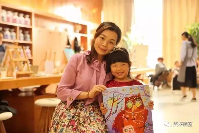 “創(chuàng )意童畫(huà)”圣誕親子手繪免費活動(dòng) | 深圳書(shū)城羅湖城&美深畫(huà)室 深圳畫(huà)室