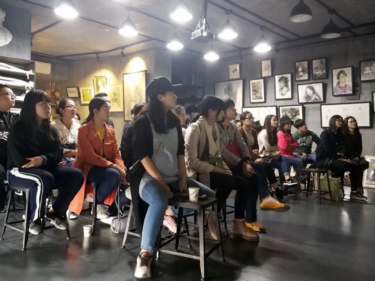 美深畫(huà)室