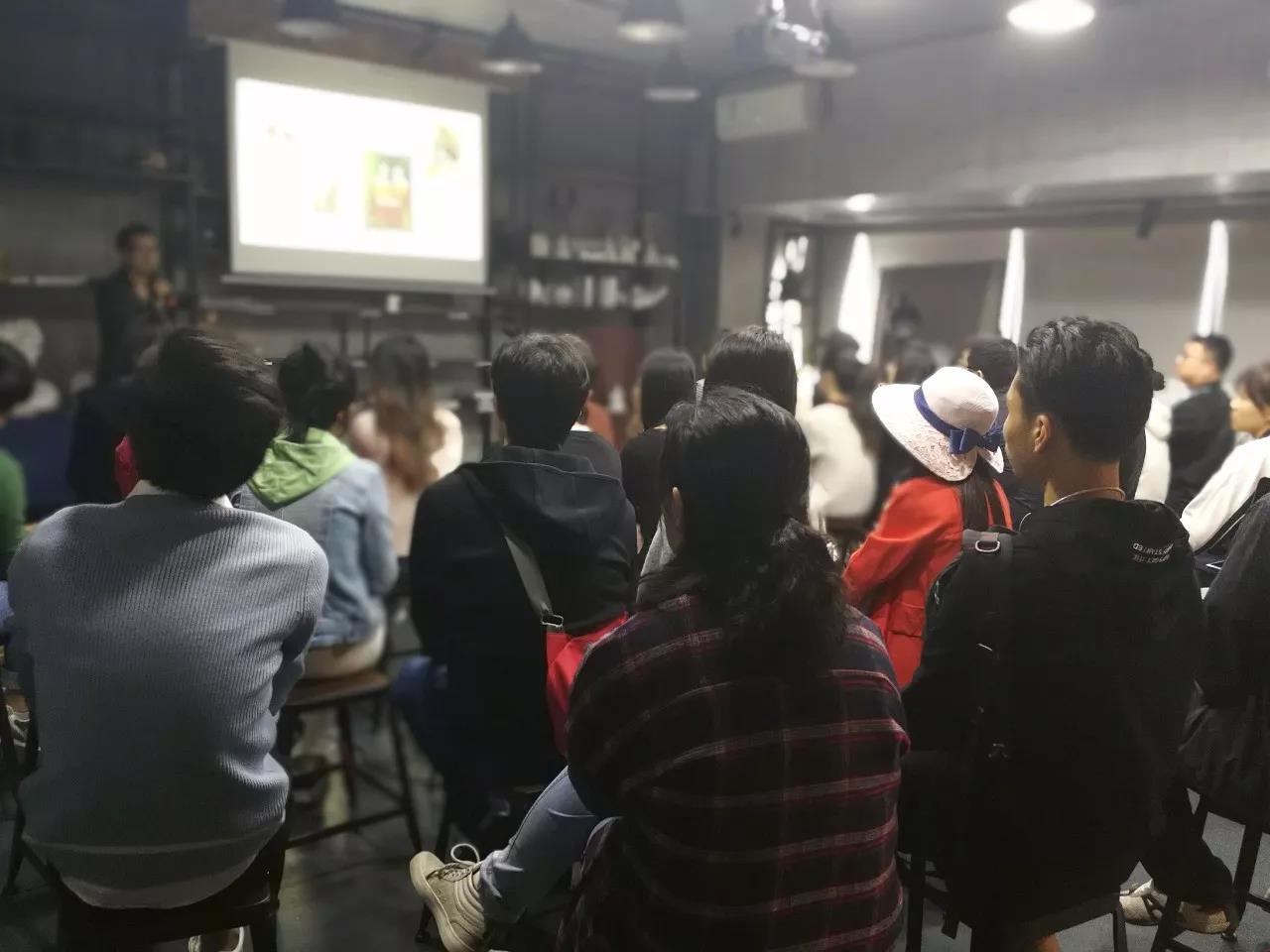 美深畫(huà)室