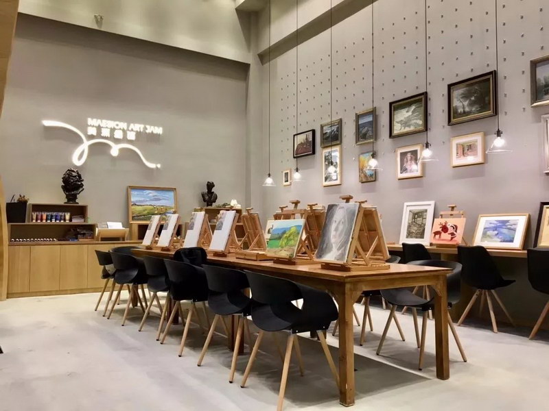 美深繪館深圳深國投店